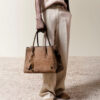 BOLSO TOTE DE GAMUZA CON ESTAMPADO DE COCODRILO «HONEY 40» PARA MUJER