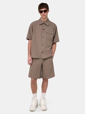 CAMISA AMIRI DE MANGA CORTA CON BOLSILLOS Y PARCHES DE CADY