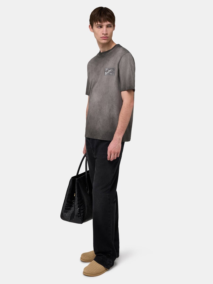CAMISETA CON ETIQUETA DE CALIDAD Amiri