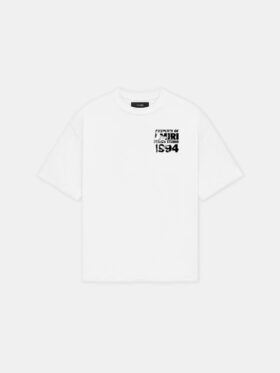 CAMISETA OVERSIZE DE DESIGN STUDIO