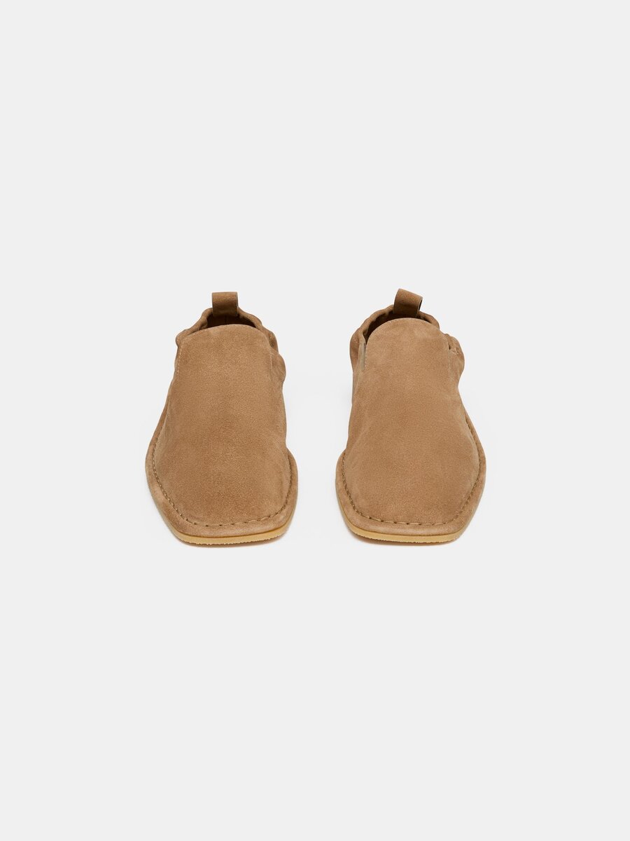 MOCASINES SIN CORREAS DE GOMA