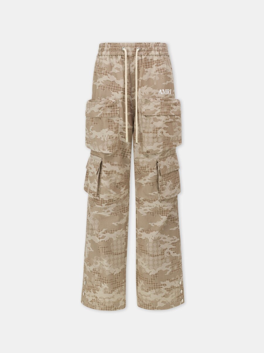 PANTALÓN CARGO CON CORDÓN DE ESTILO CAMUFLAJE
