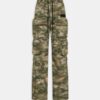 PANTALÓN CARGO DE CAMUFLAJE CON VARIOS BOLSILLOS