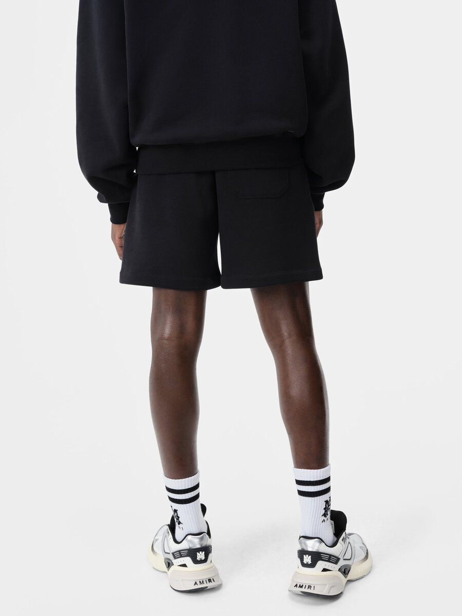 PANTALÓN CORTO BORDADO DE AMIRI