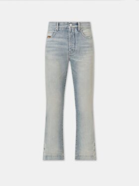 PANTALONES DE JEAN DE CORTE RECTOS CON ACAMPANADO