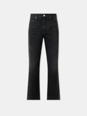 PANTALONES DE JEAN DE CORTE RECTOS CON ACAMPANADO