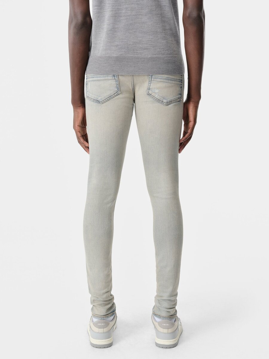 Stack Jean